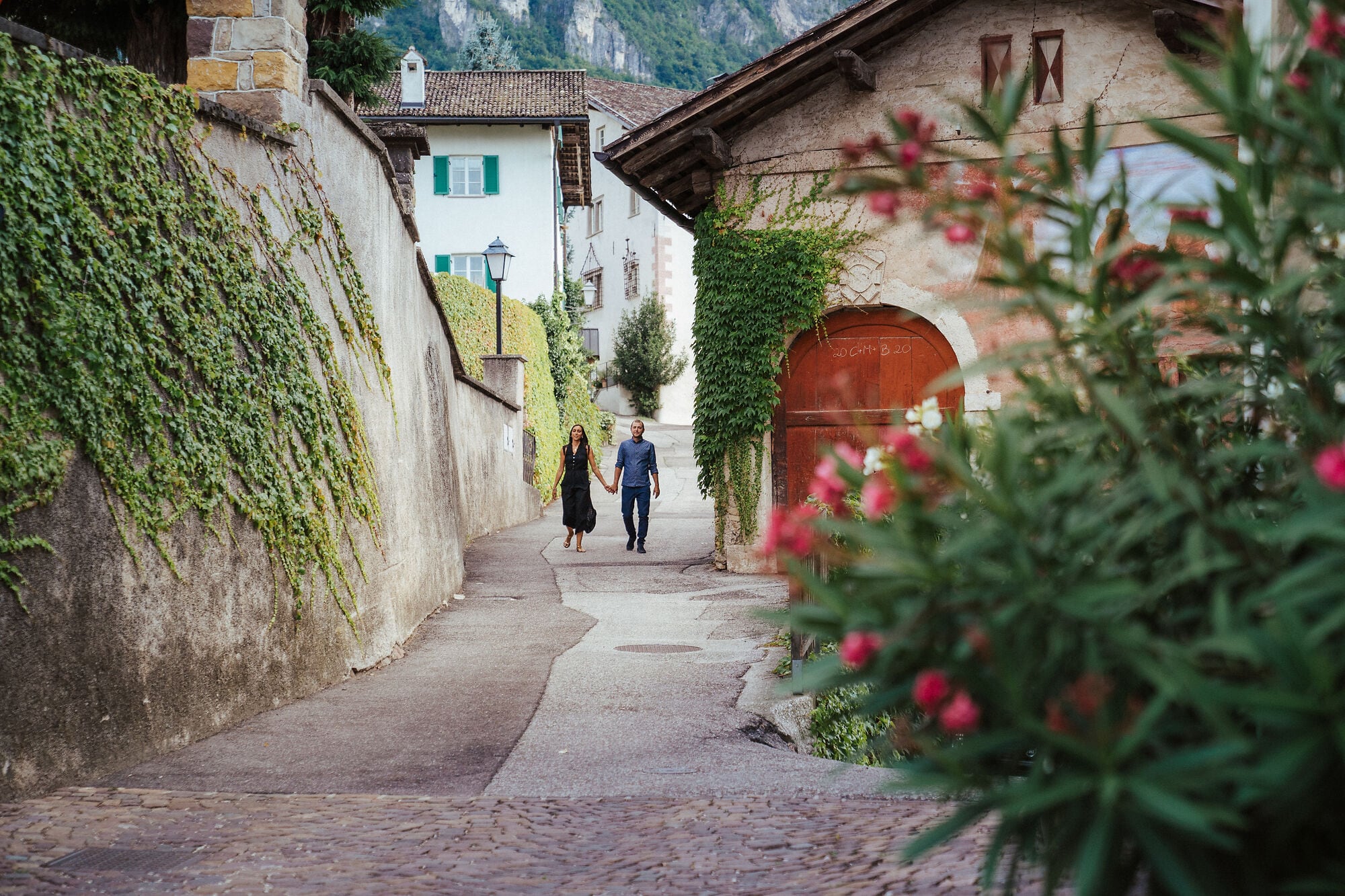 Il borgo di Pinzano sopra i vigneti, Montagna sulla Strada del Vino